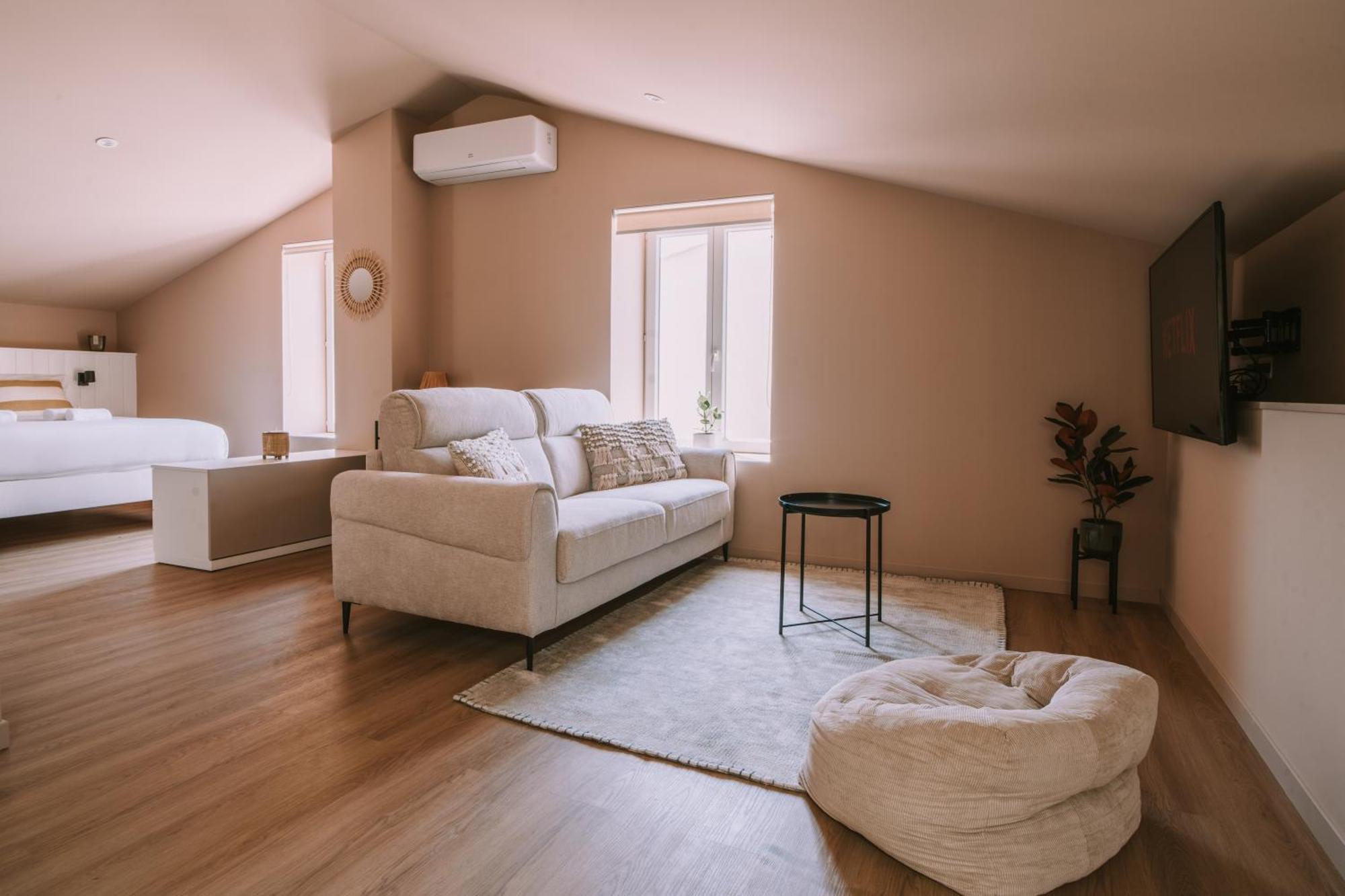 Quietude-Loft Neuf-Clim & Parking Apartment Roquefort-la-Bedoule Exterior photo