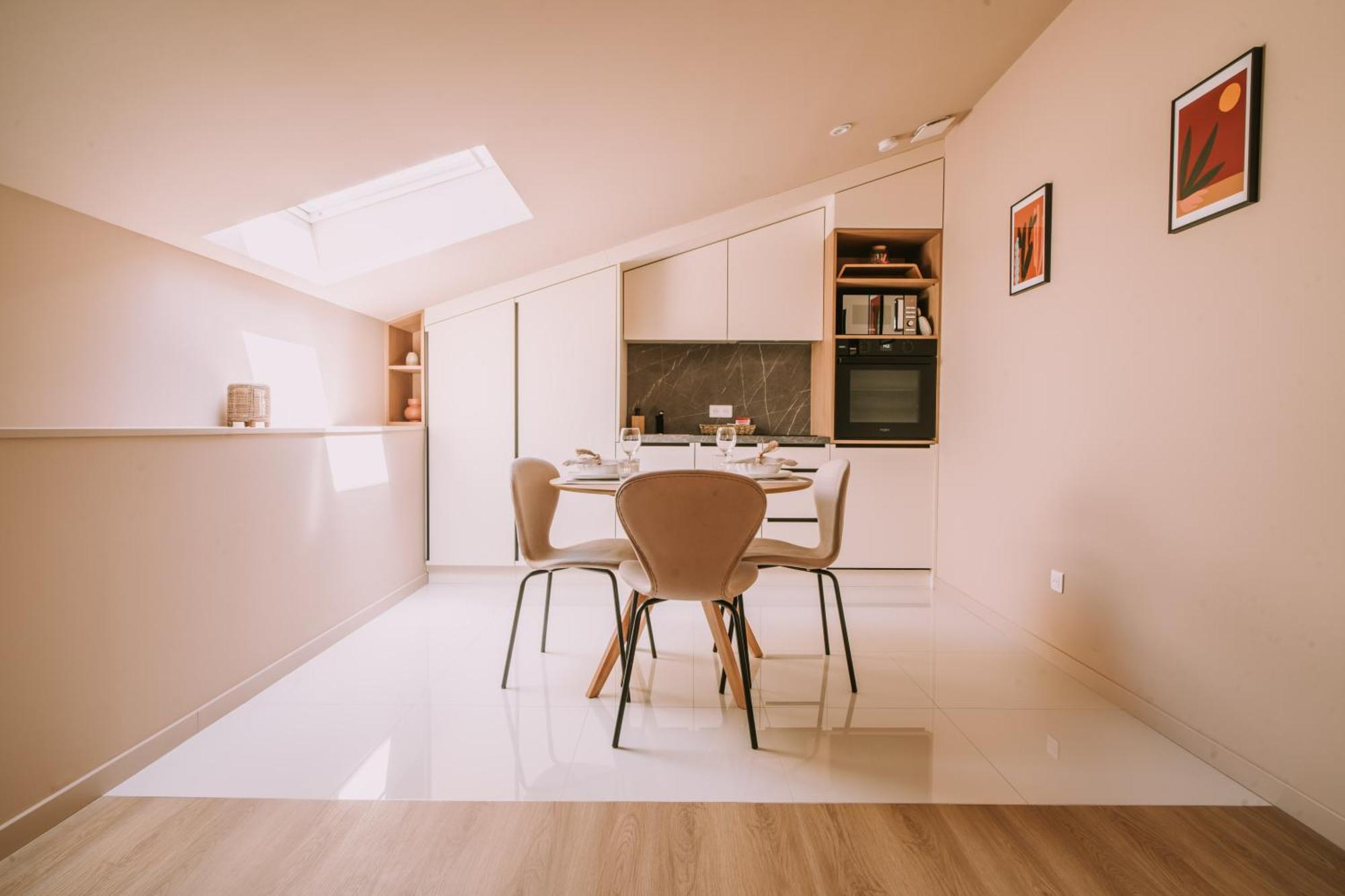 Quietude-Loft Neuf-Clim & Parking Apartment Roquefort-la-Bedoule Exterior photo