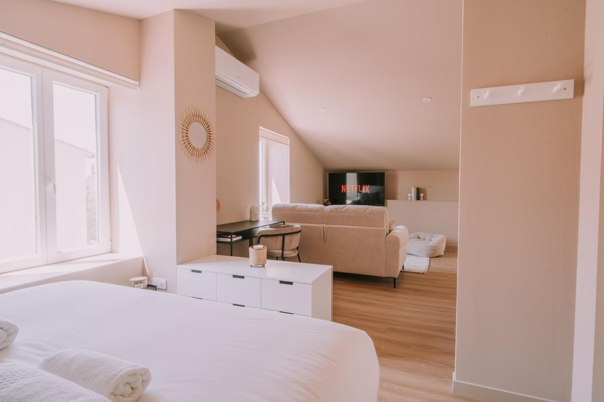 Quietude-Loft Neuf-Clim & Parking Apartment Roquefort-la-Bedoule Exterior photo